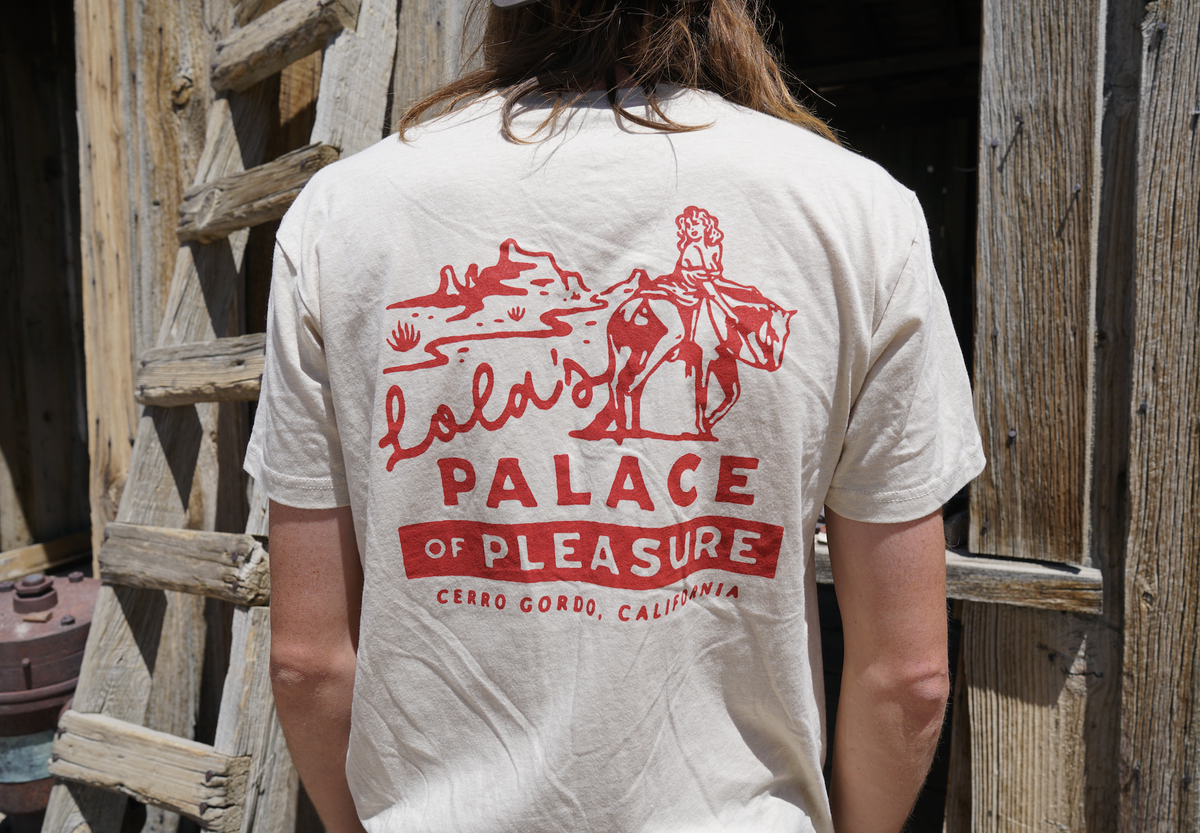 Lola's Palace of Pleasure T-Shirt Font) – Cerro